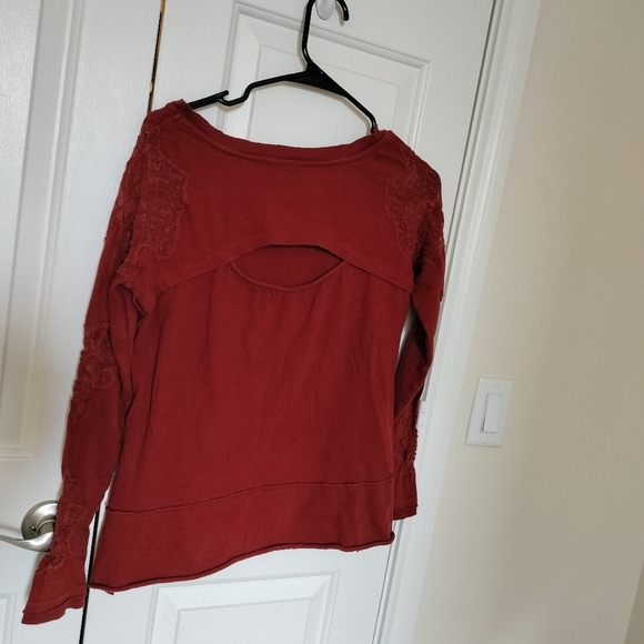 Women's Auburn Red/ Brown Lace Detail Free People Top - Picture 4 of 9